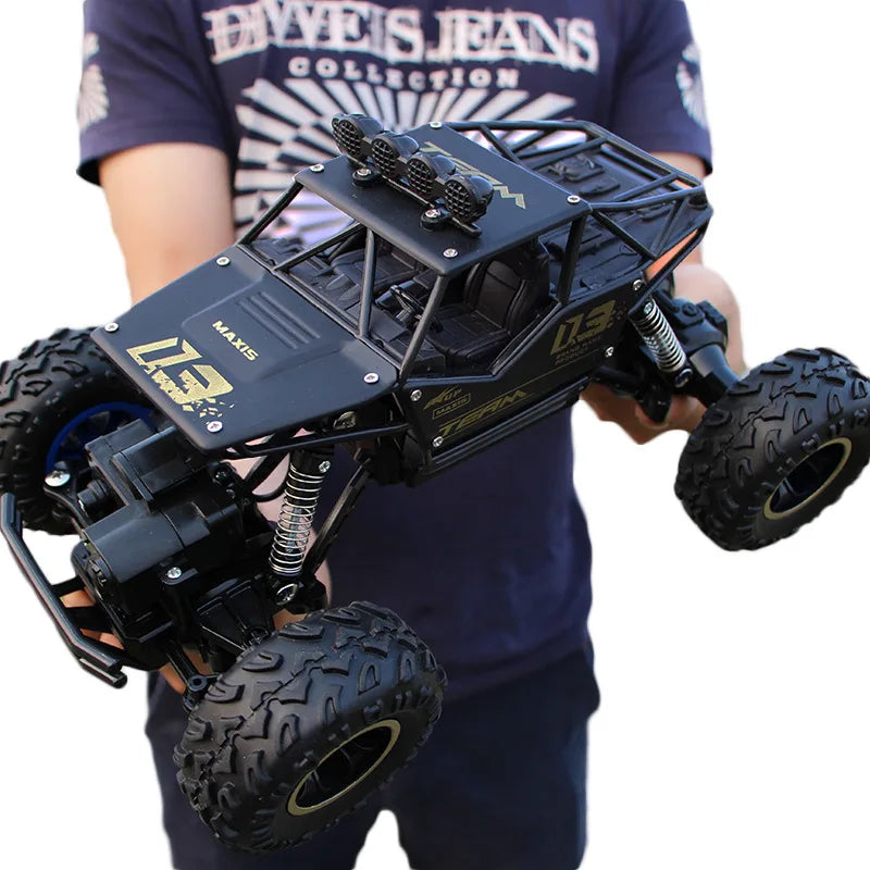Xingyuchuanqi Remote Control Off Road Truck With LED Lights
